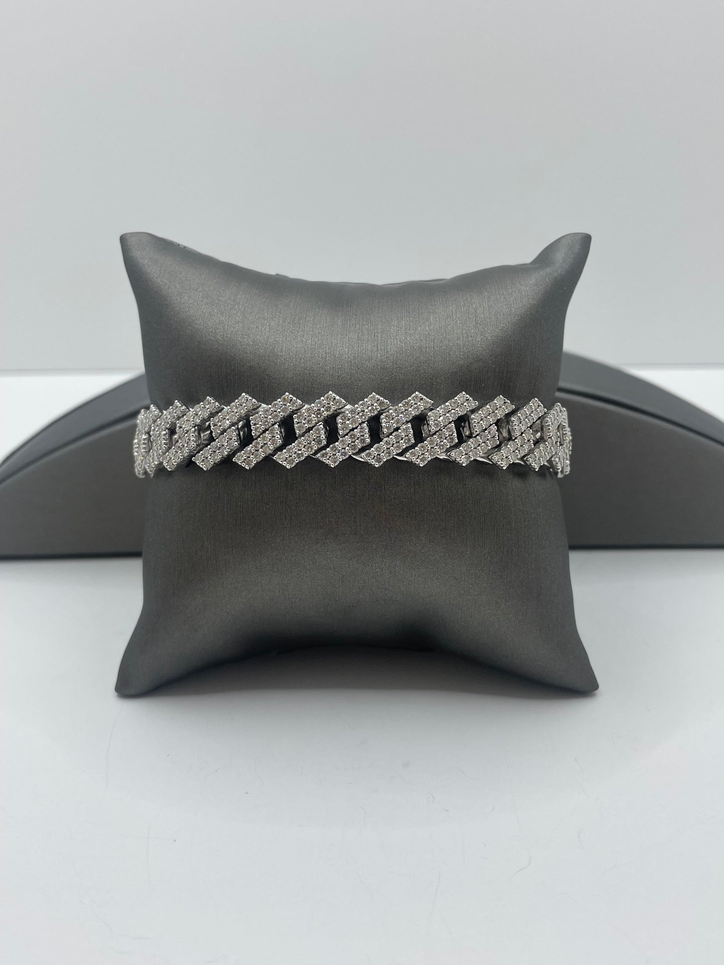 14k White Gold Cuban Diamond Bracelet ICED OUT - 7.5 inch