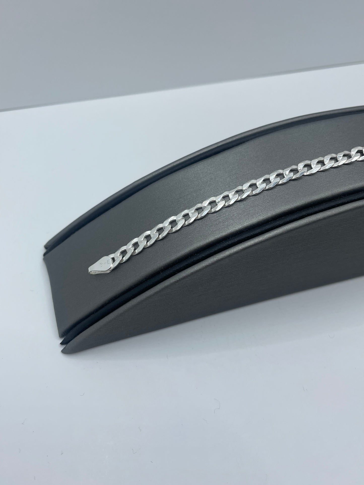 Curb Link Bracelet .925 Silver 8 inch