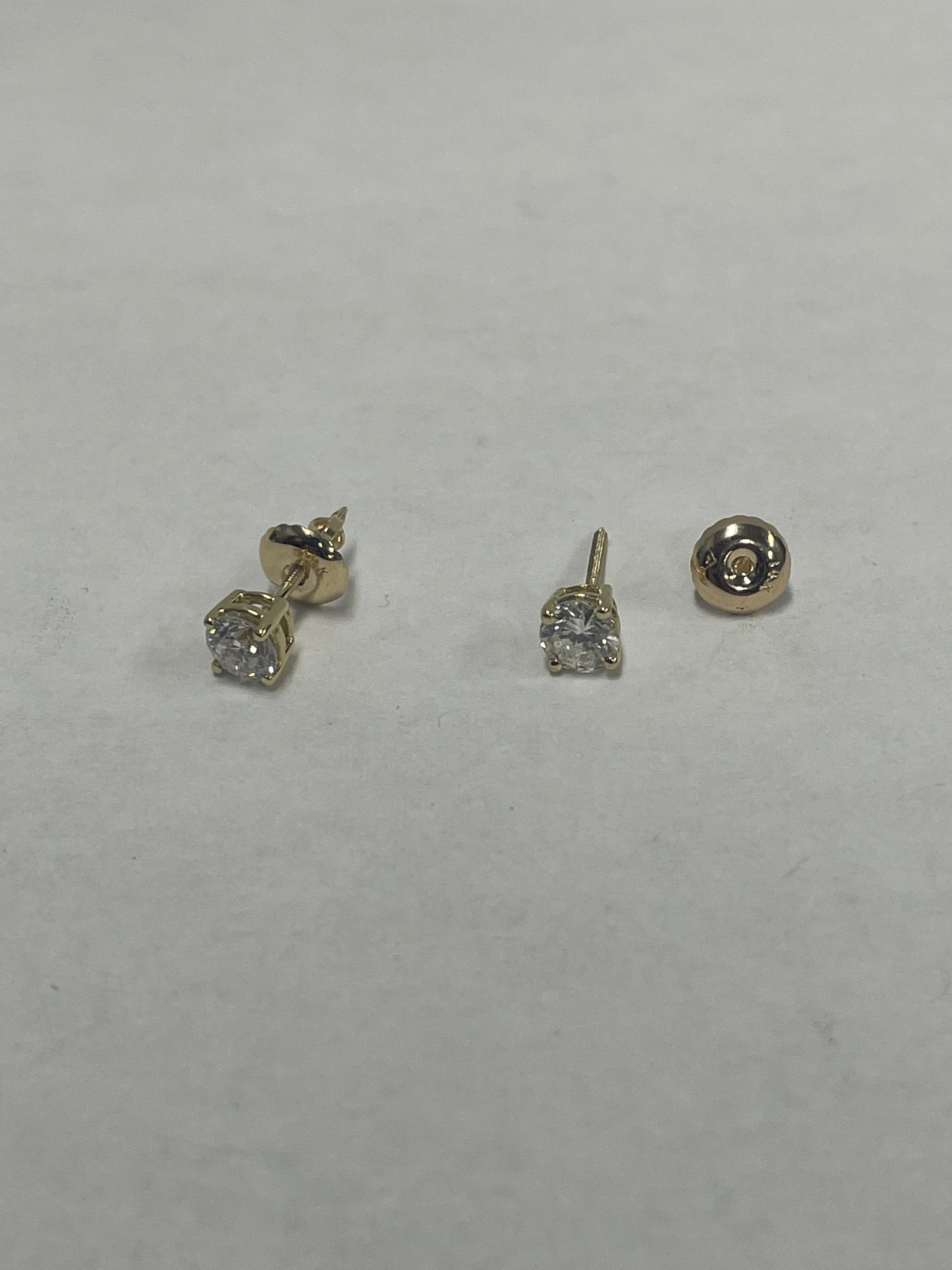 14k Yellow Gold Diamond Stud Earrings 0.50 Ct