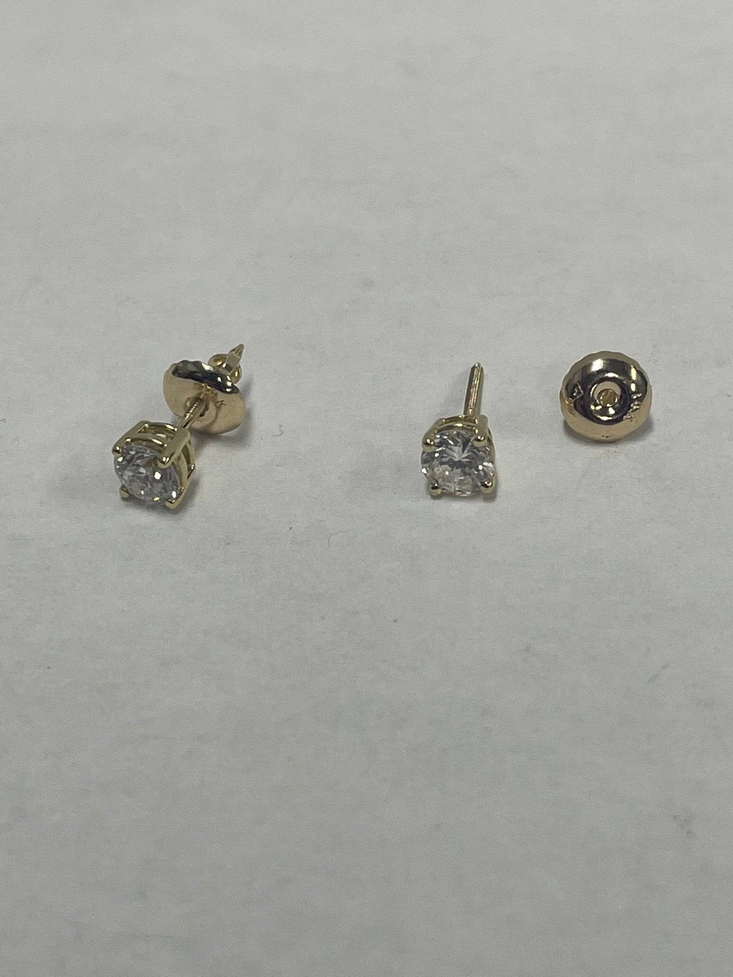 14k Yellow Gold Diamond Stud Earrings 0.50 Ct