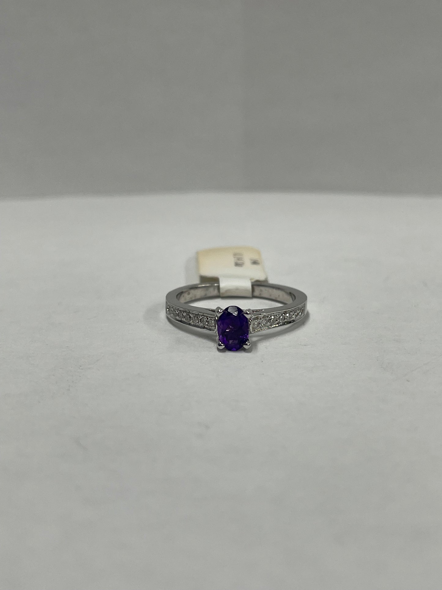 14k White Gold Amethyst Diamond Ring