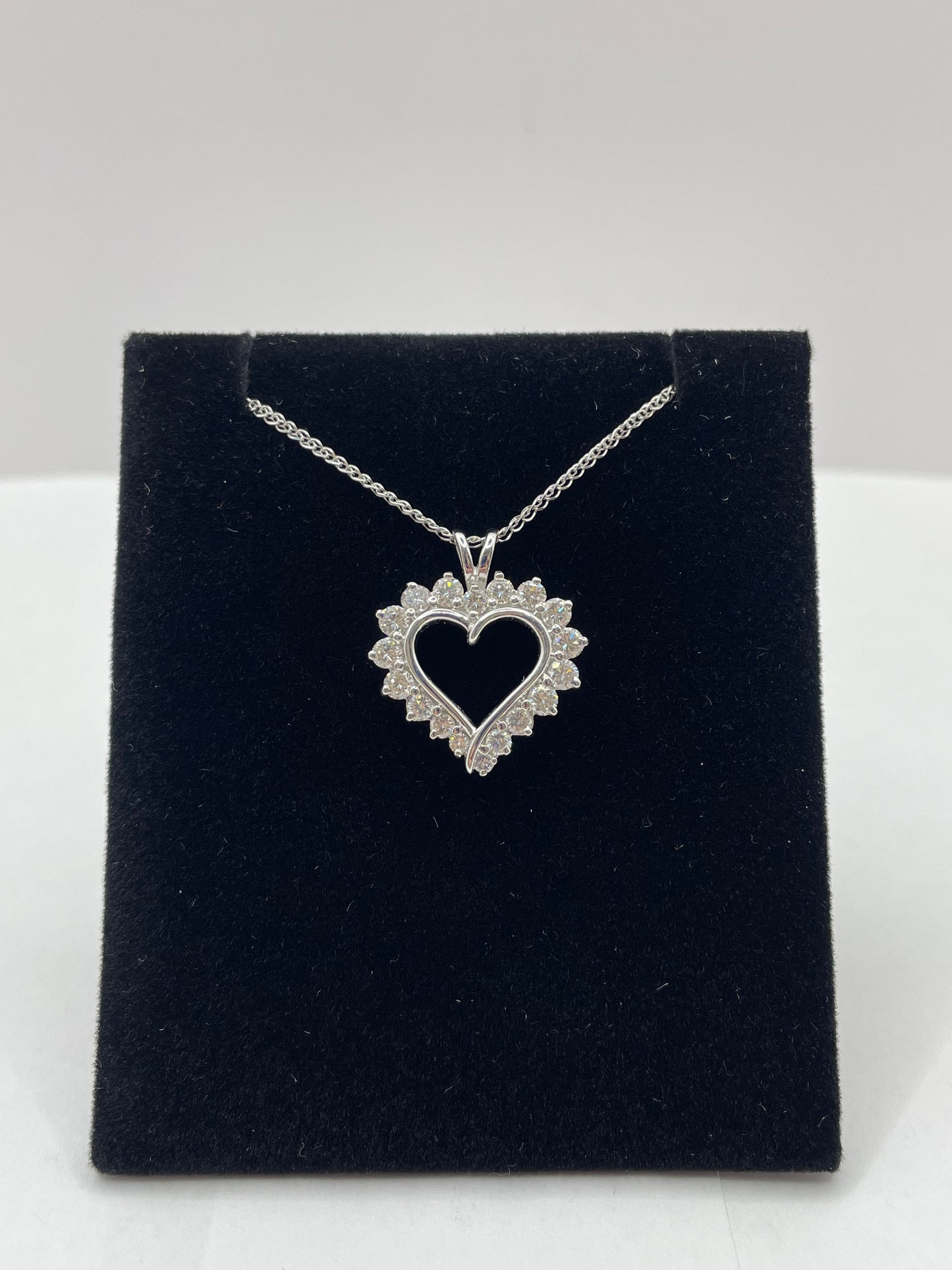 14k White Gold Heart Diamond Pendant