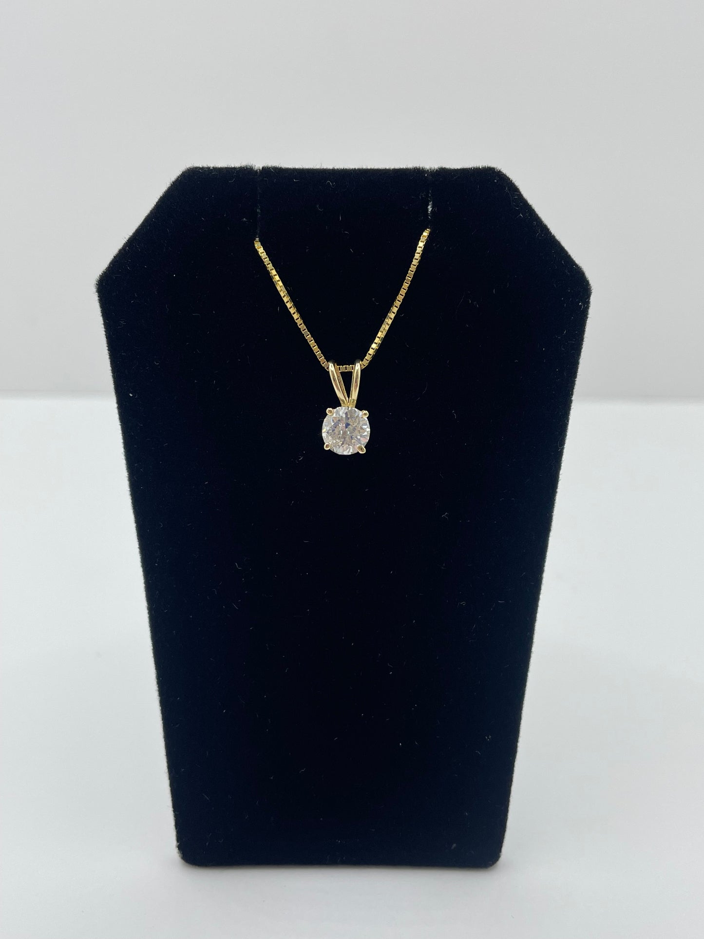 14k Yellow Gold Diamond Solitaire Pendant 0.86 ct