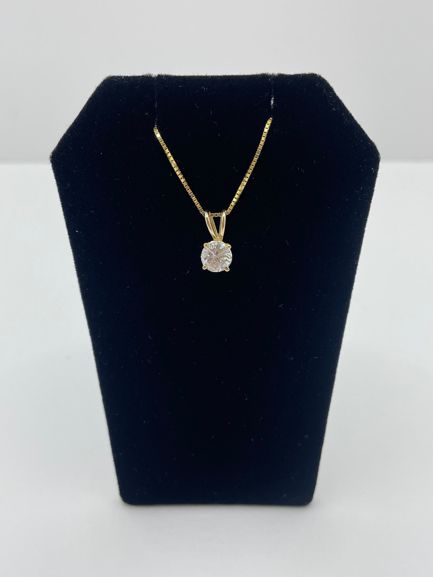 14k Yellow Gold Diamond Solitaire Pendant 0.86 ct