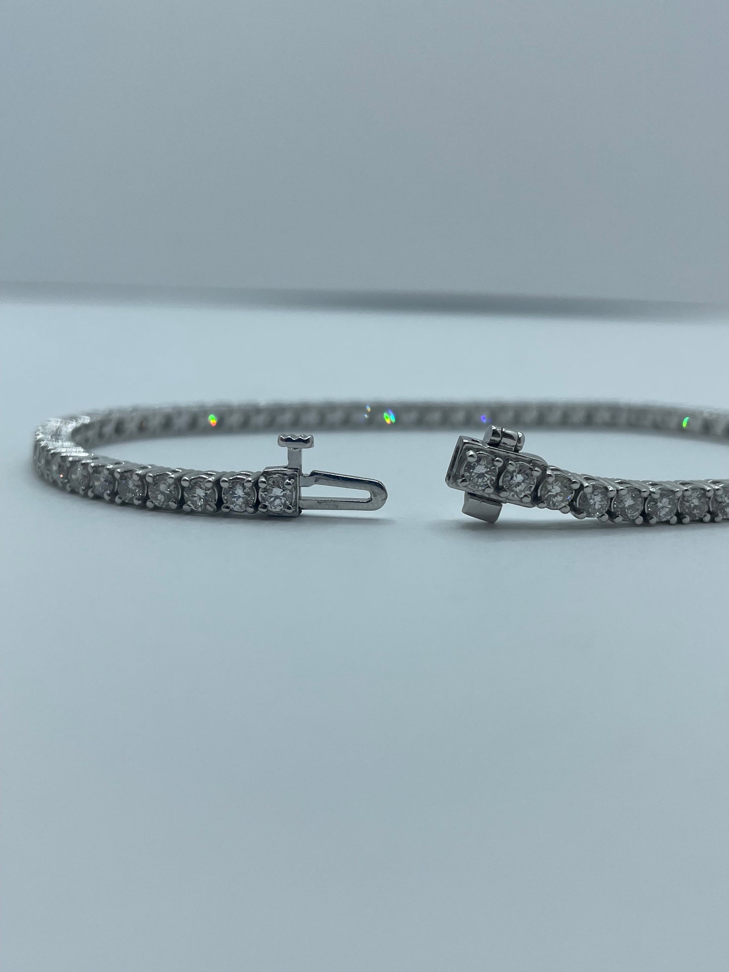 14k White Gold Diamond Tennis Bracelet 7 inch