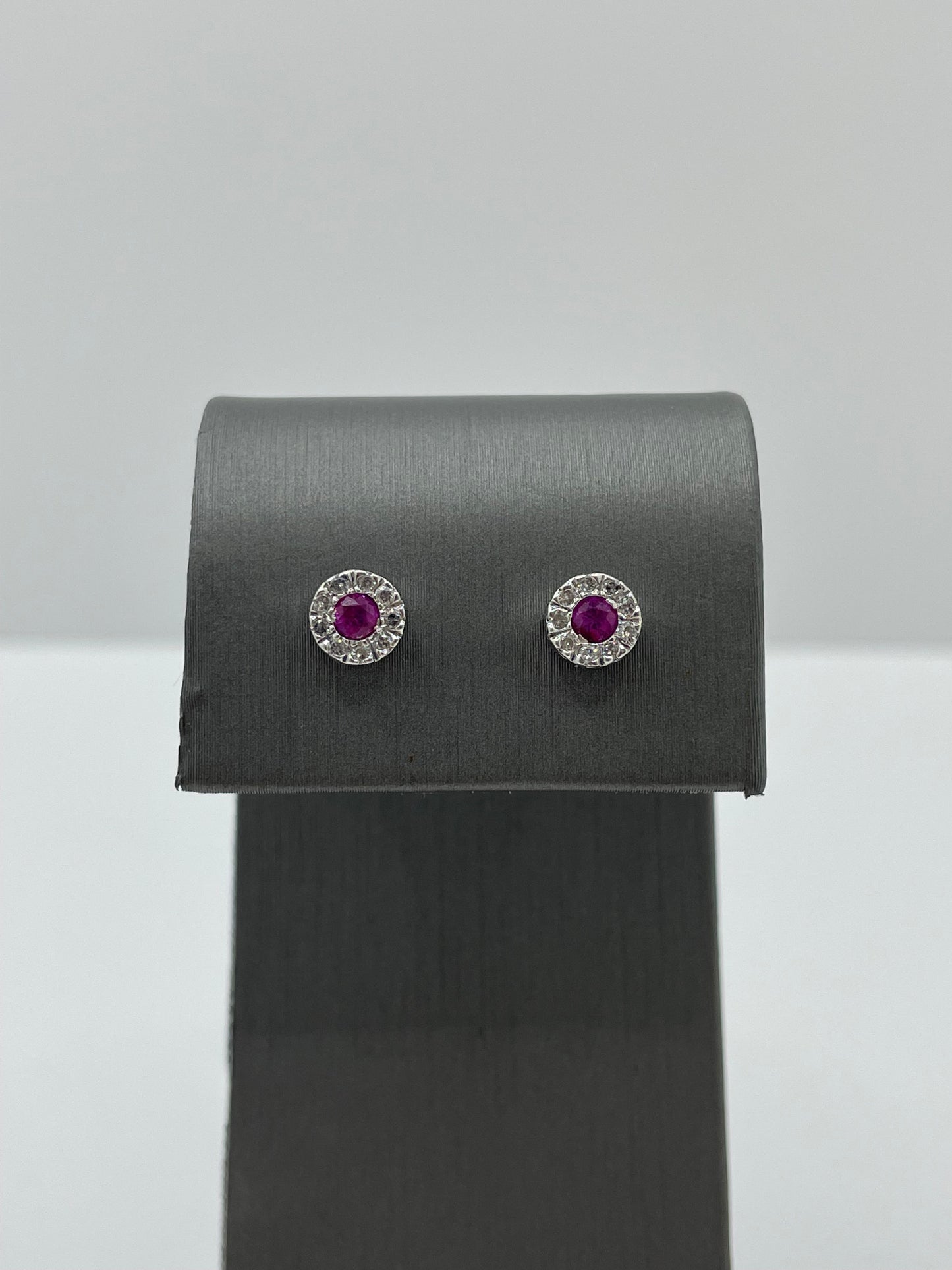 14k White Gold Pink Sapphire - Diamond Round Earrings