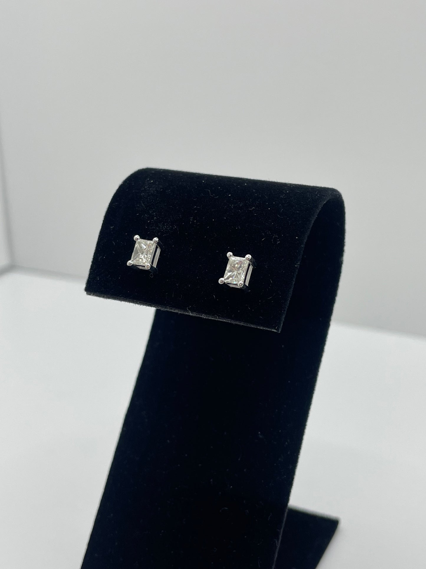 14k White Gold Princess Cut Diamond Stud Earrings