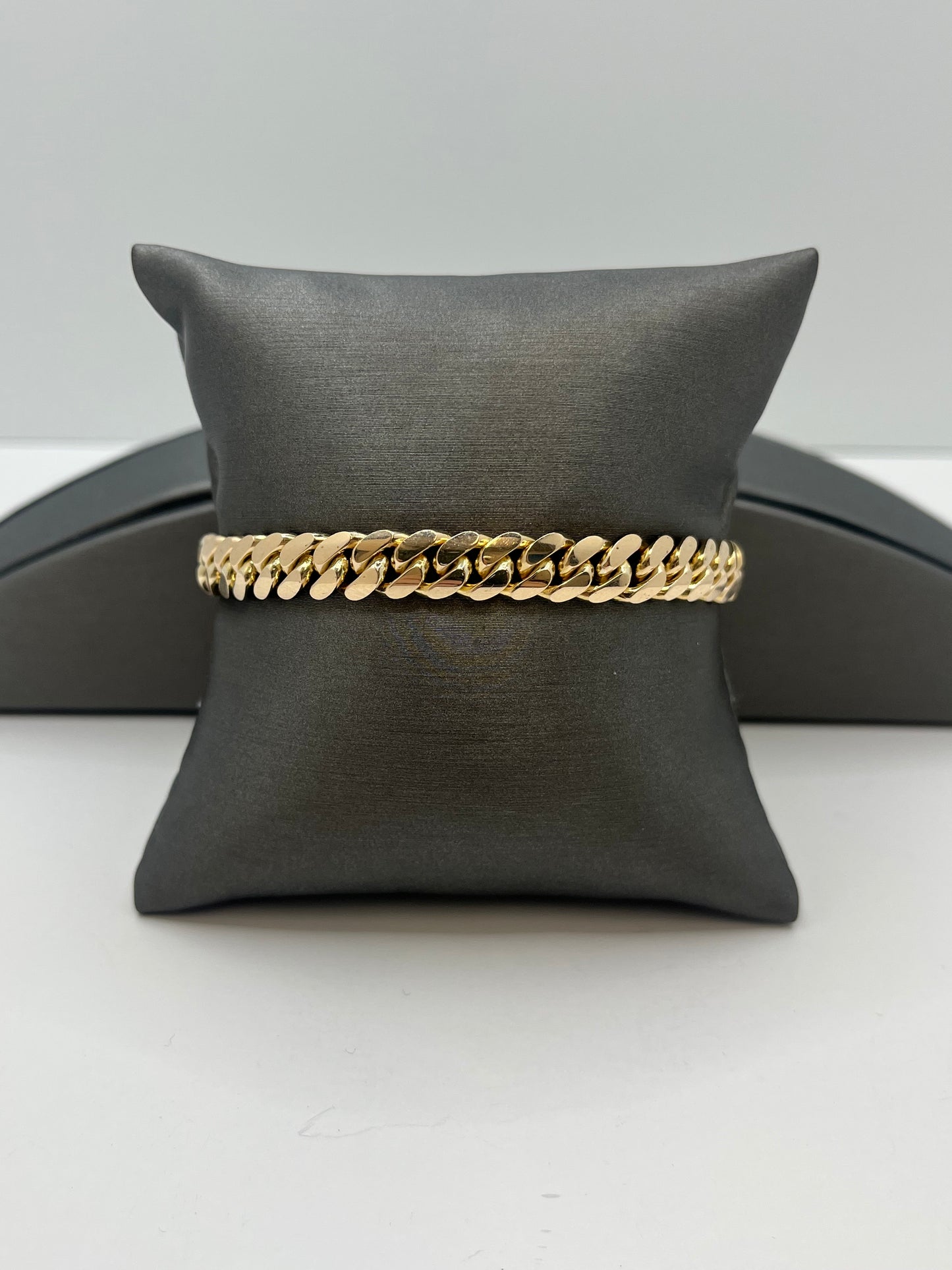 10k Yellow Gold Miami Cuban Bracelet 7 inch