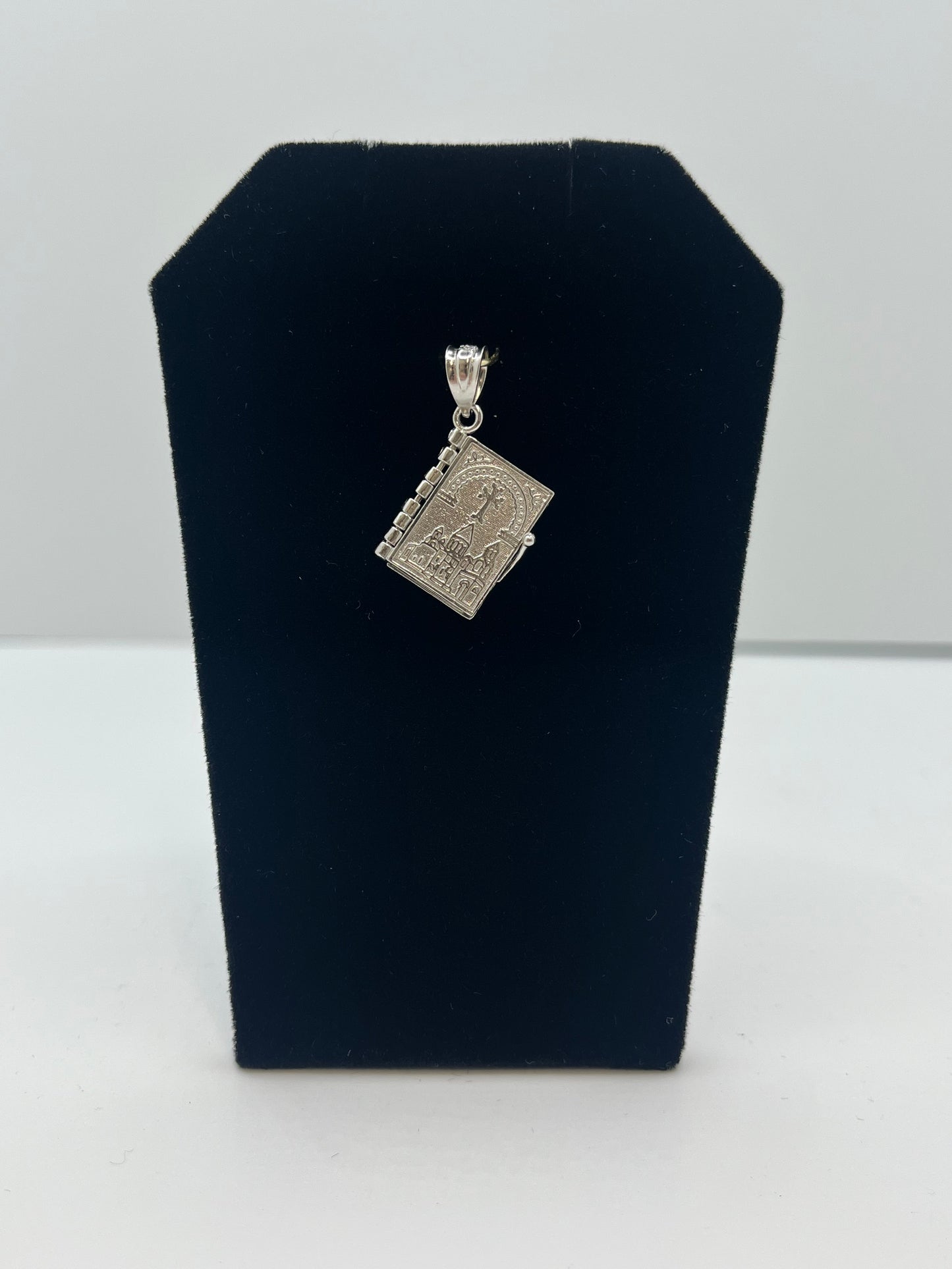 Armenian Prayer Bible Pendant .925 Silver