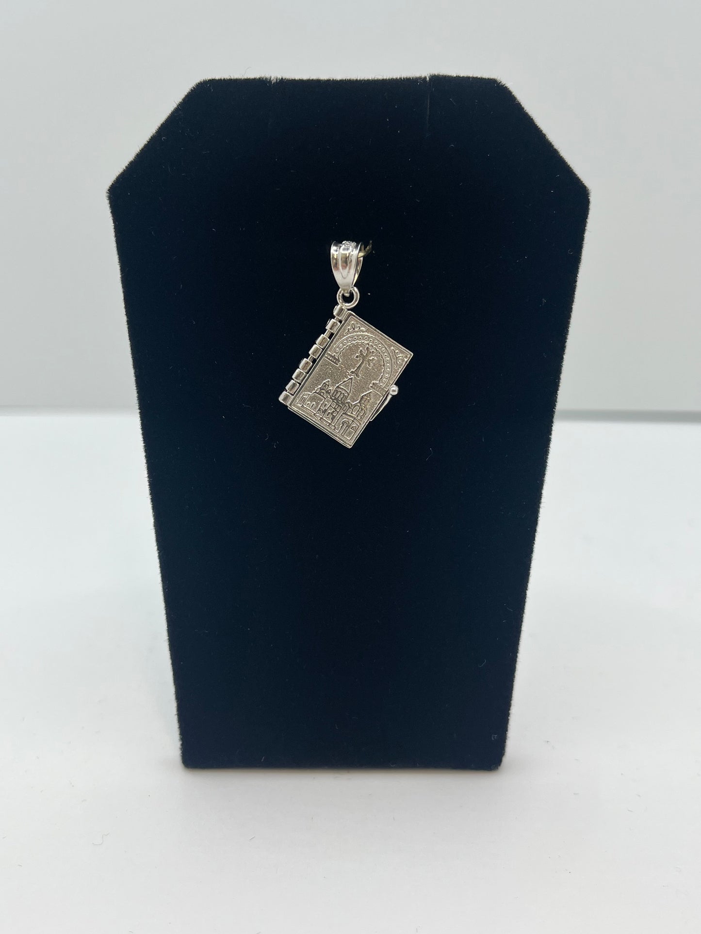 Armenian Prayer Bible Pendant .925 Silver