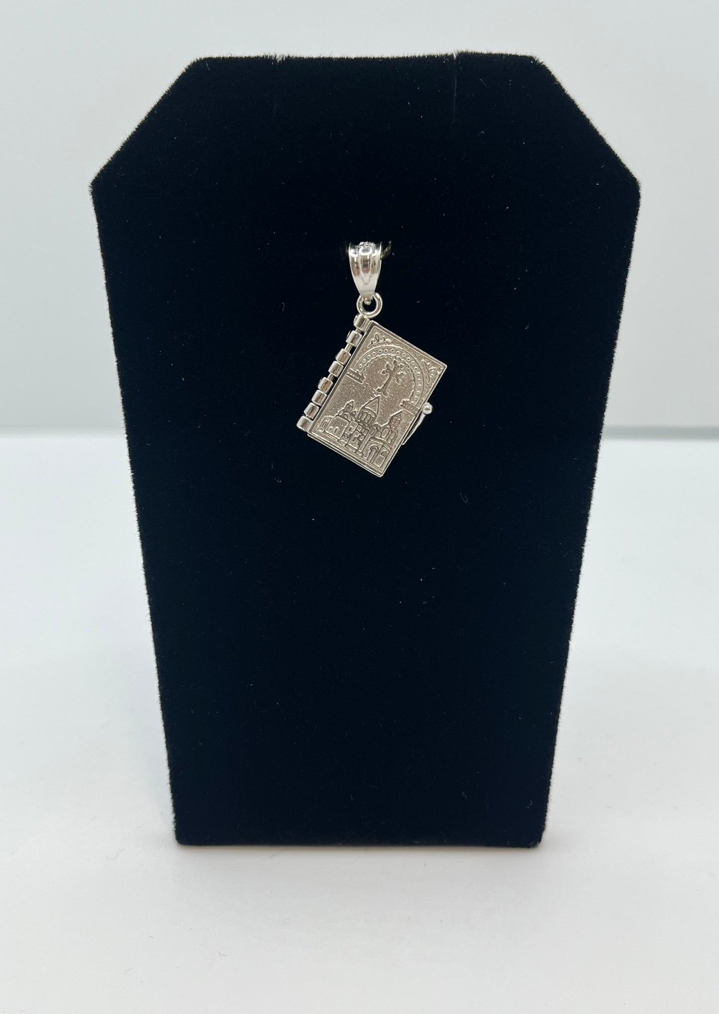 Armenian Prayer Bible Pendant .925 Silver