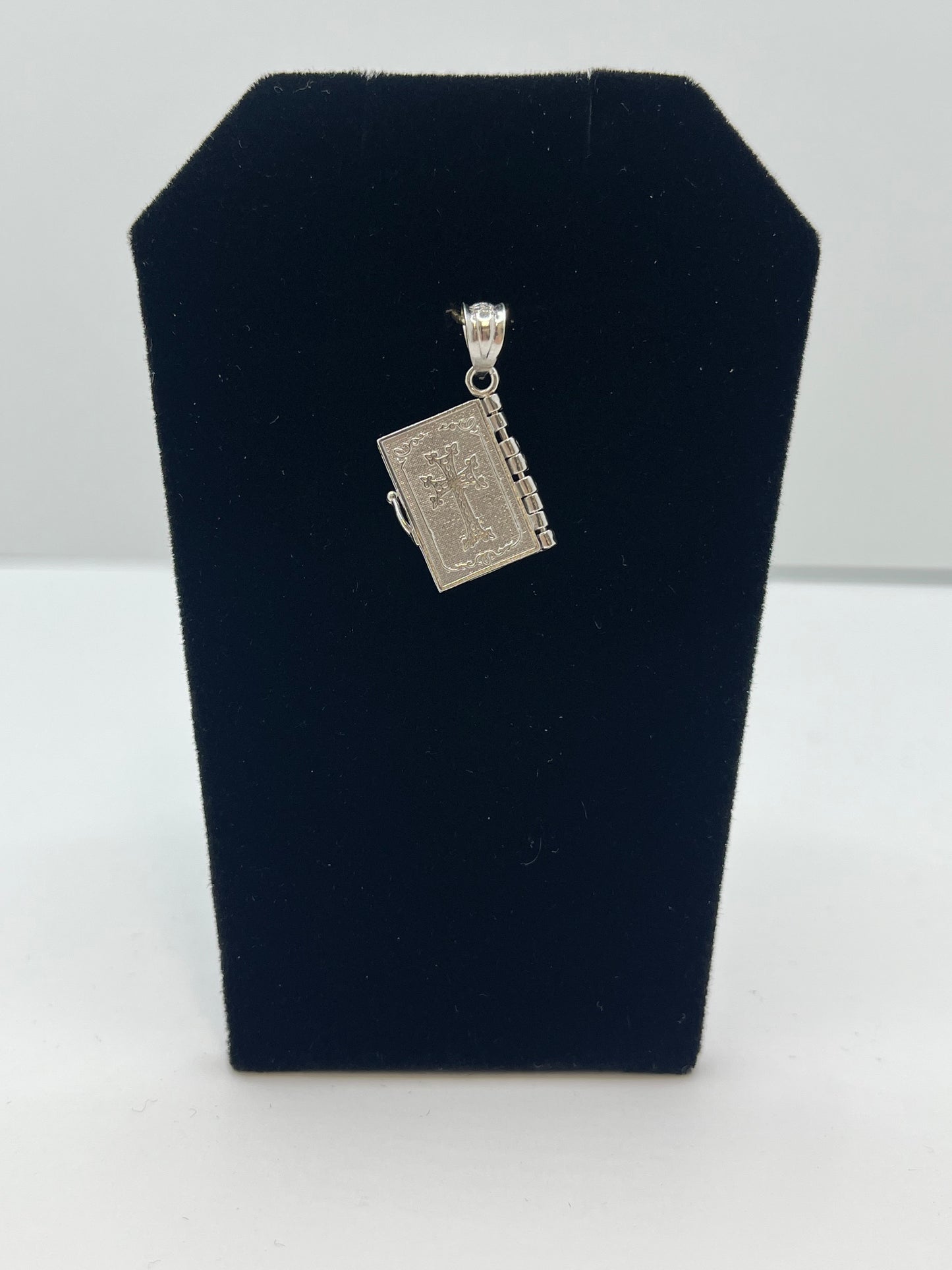 Armenian Prayer Bible Pendant .925 Silver
