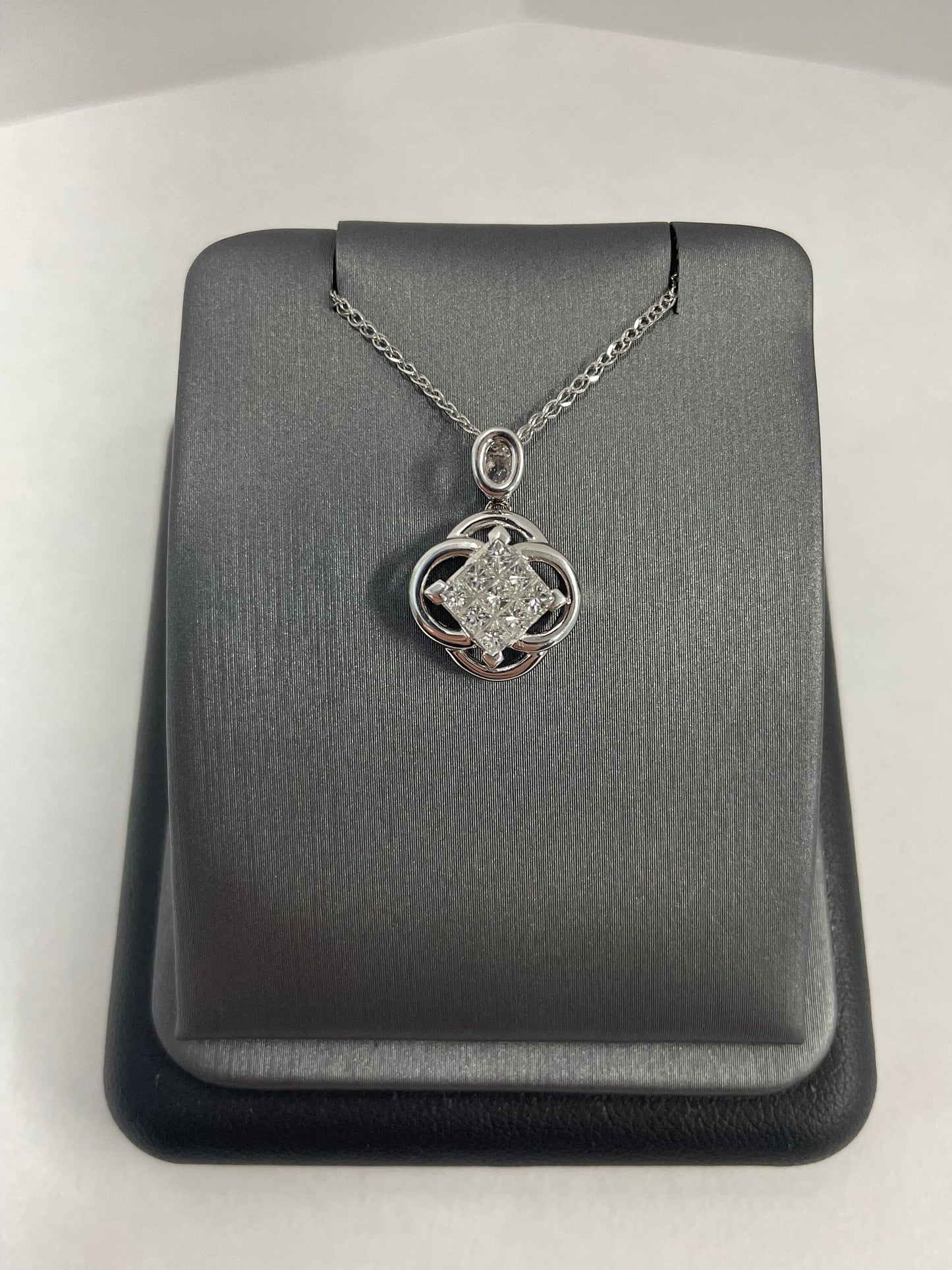 14k White Gold Princess Cut Diamond Pendant