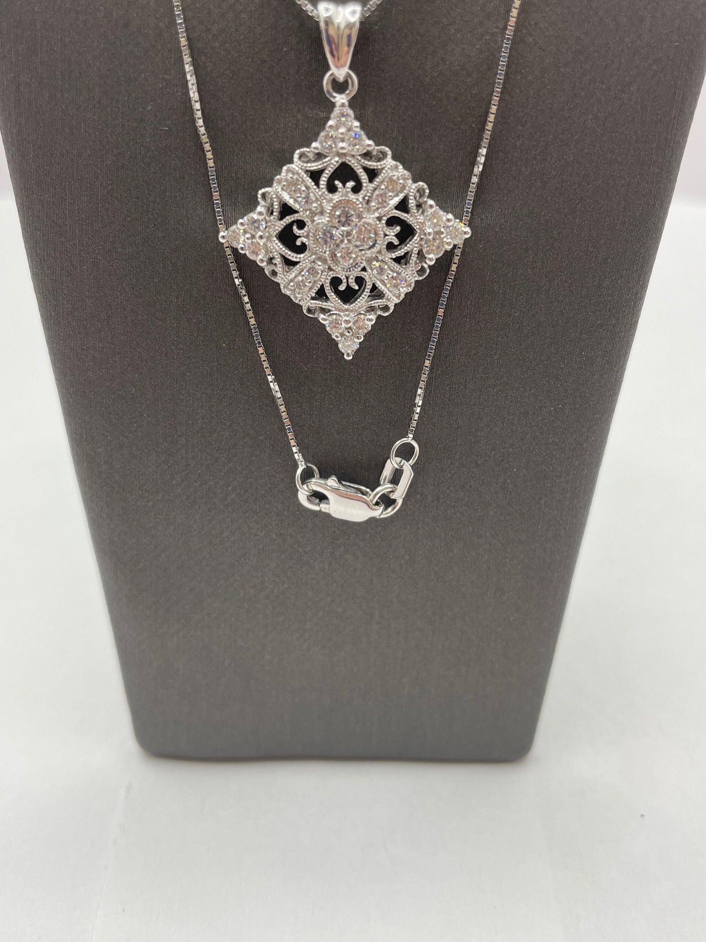 14k White Gold Snowflake Design Diamond Pendant