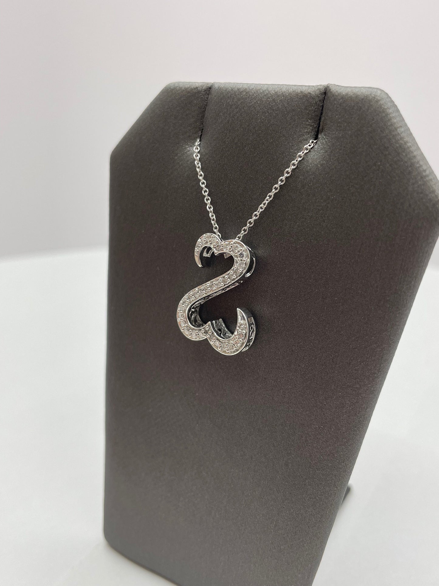 14k White Gold Swan Design Diamond Pendant