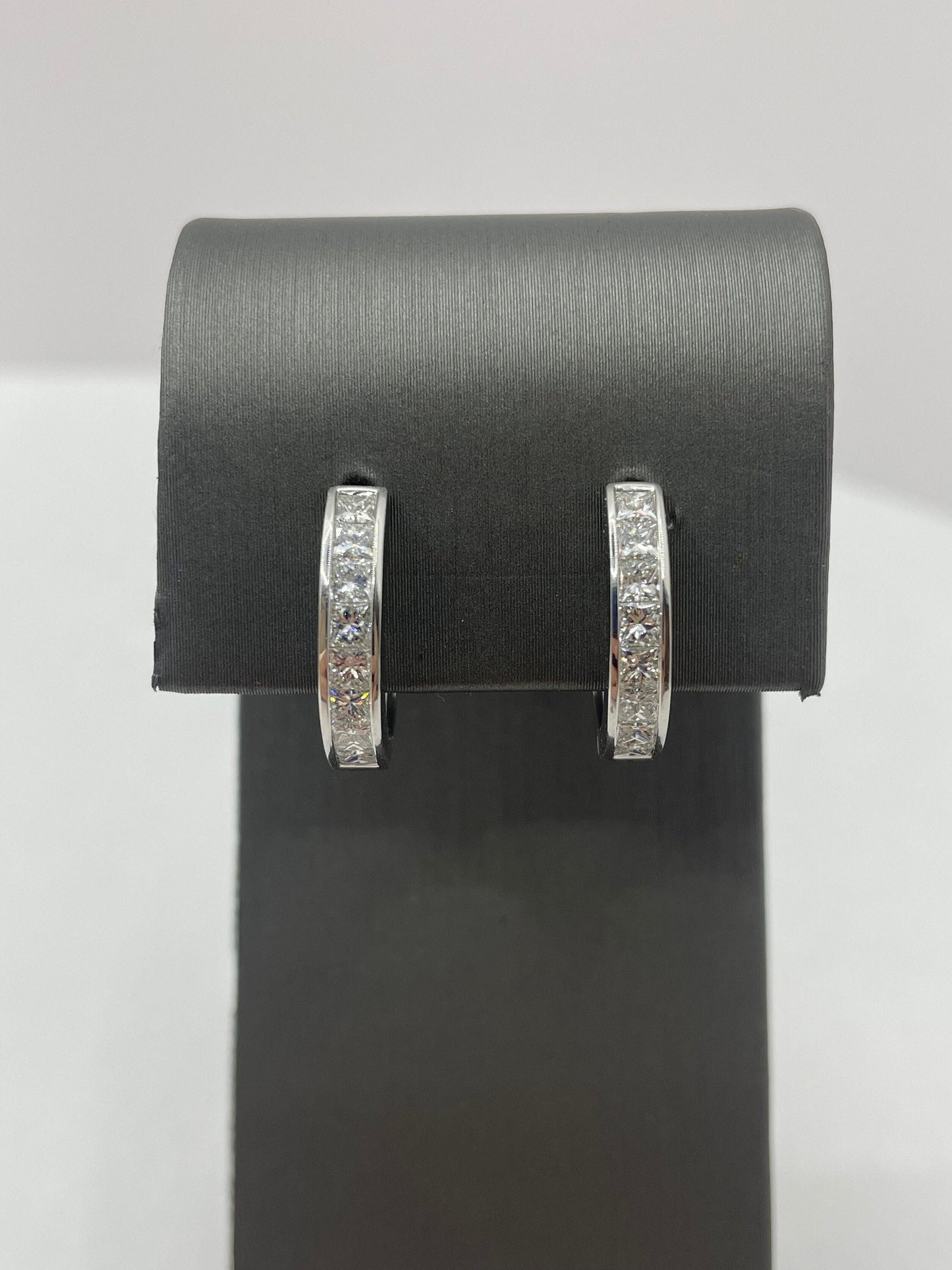 18k White Gold Diamond Earrings Princess Cut Diamonds