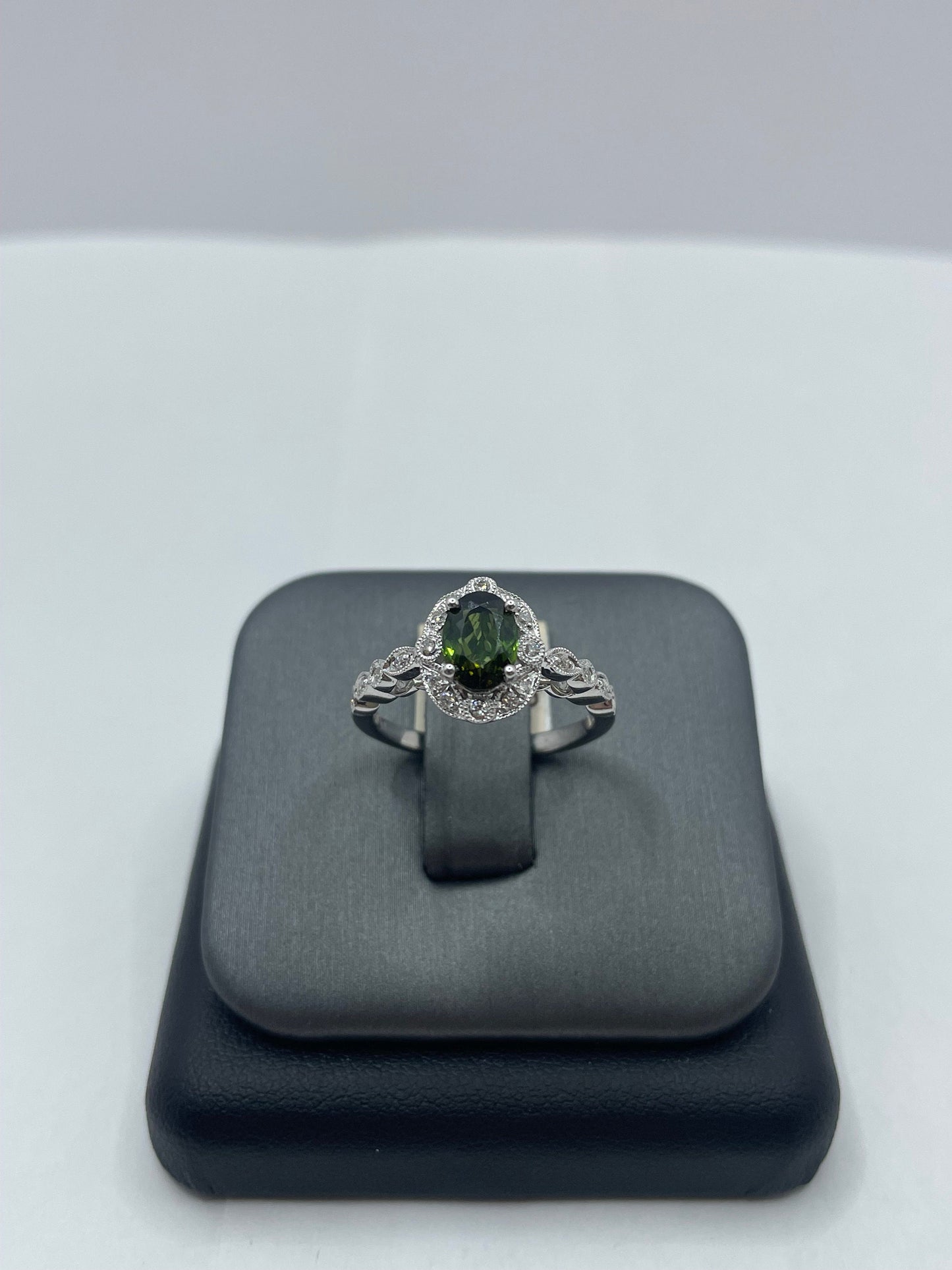 14k White Gold Green Tourmaline Diamond Ring