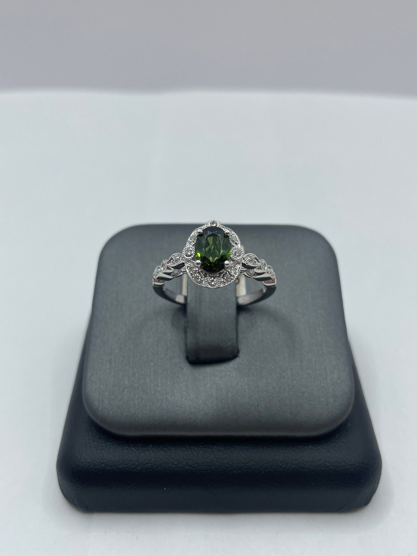 14k White Gold Green Tourmaline Diamond Ring