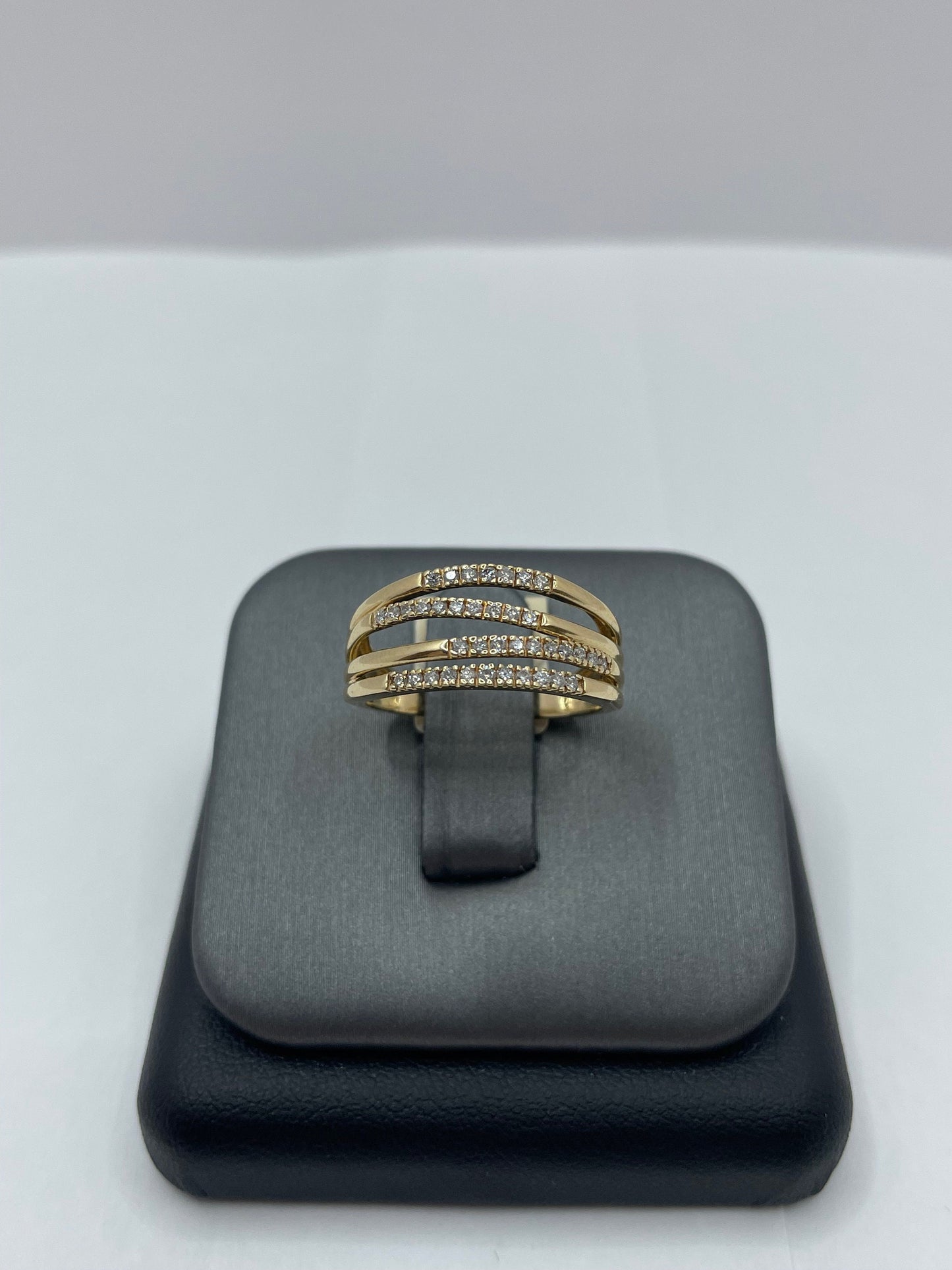 14k Yellow Gold 4 Way Split Diamond Ring