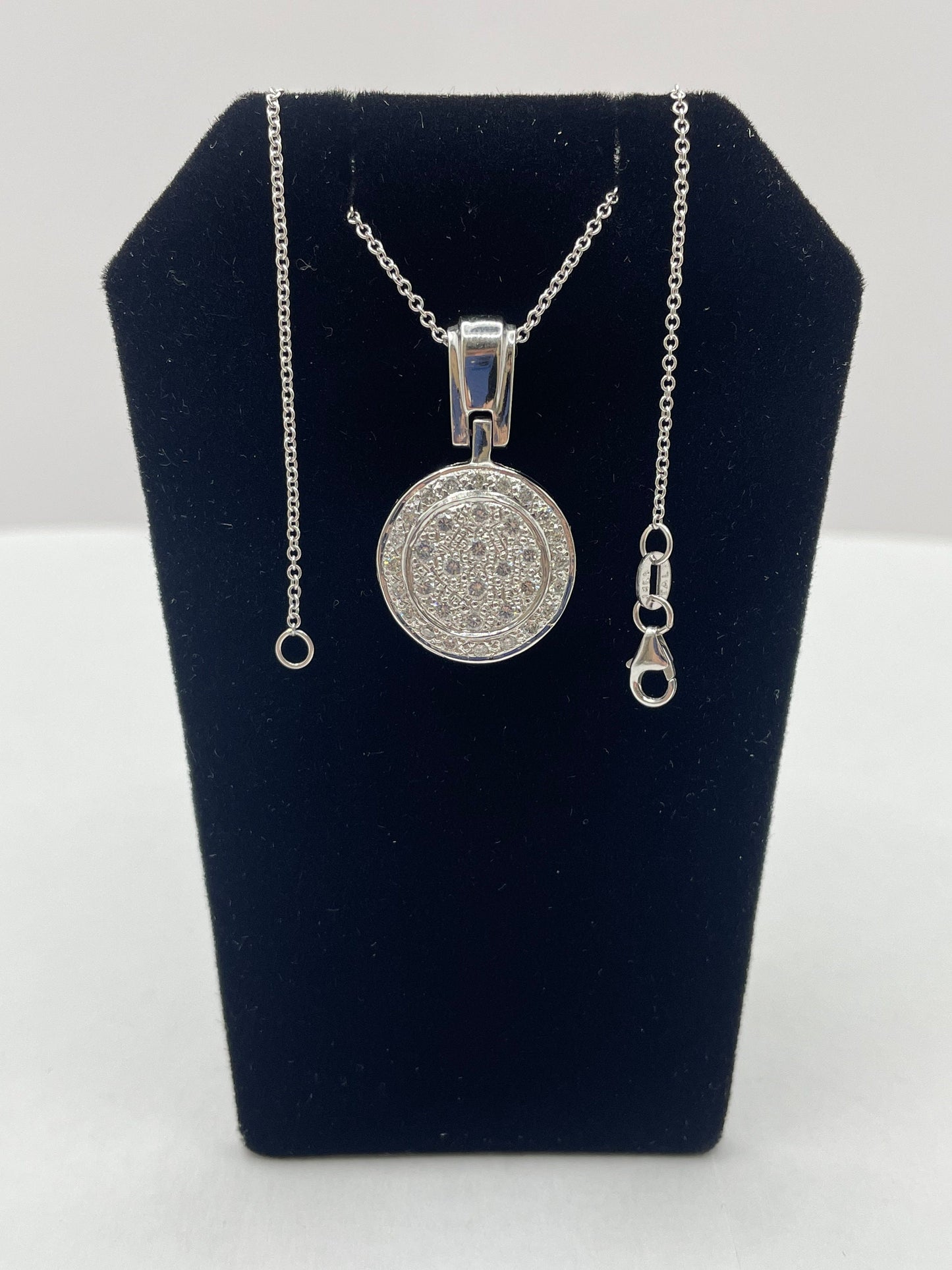 14k White Gold Diamond Halo Pendant