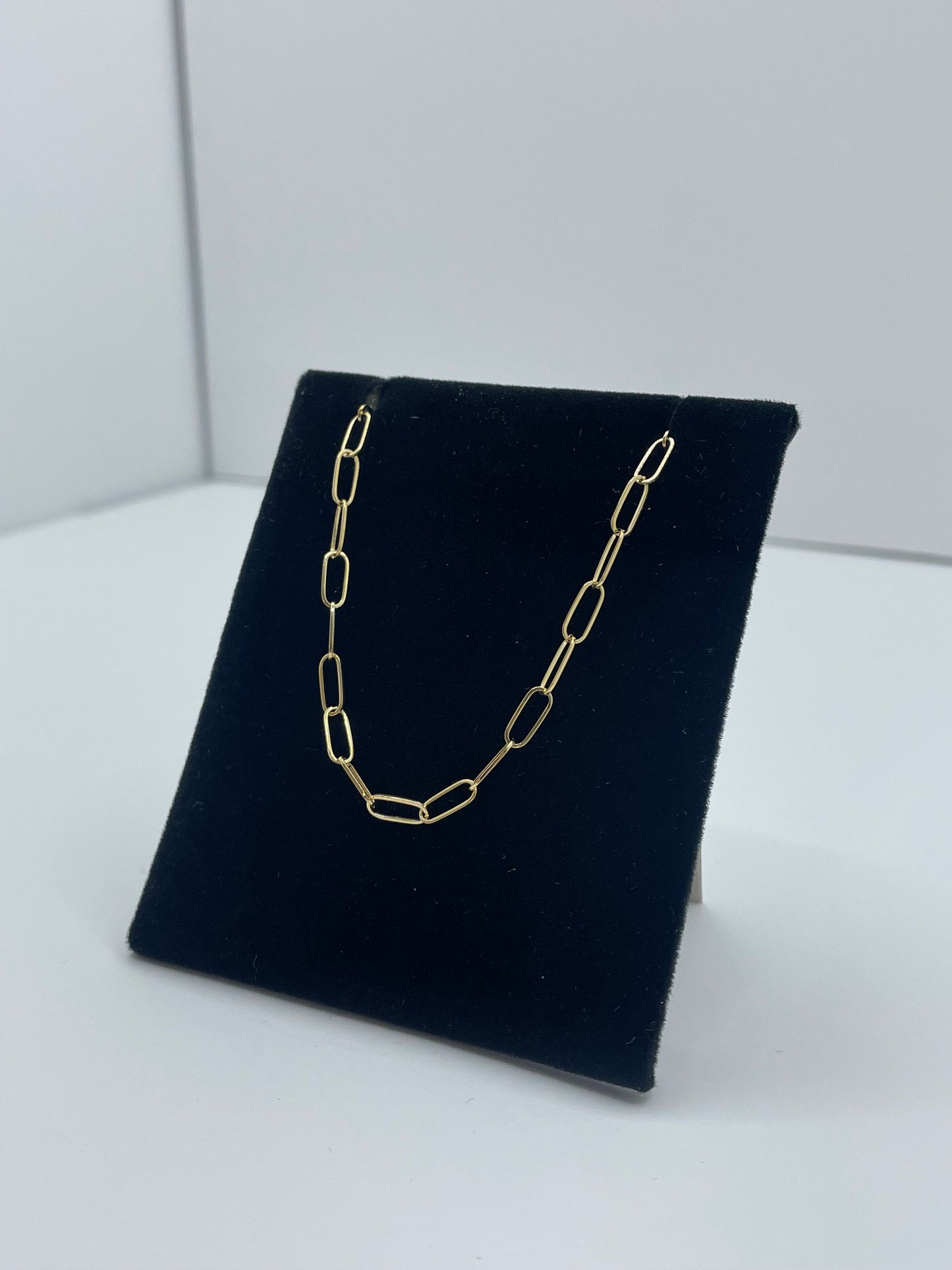 14k Yellow Gold Paper Clip Chain 18 inch