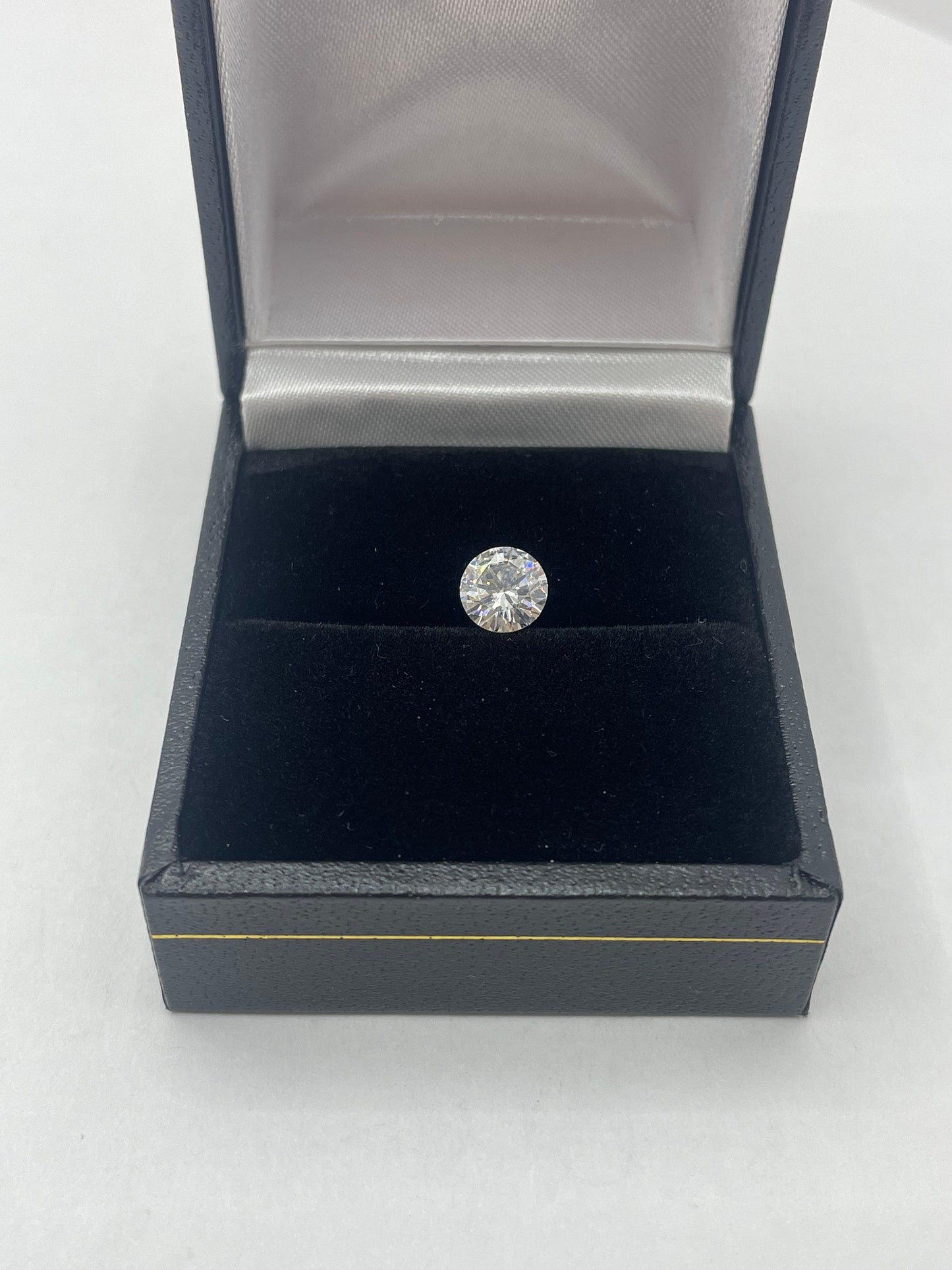 1.01 Ct EGL Certified Natural Diamond Round Cut Stone