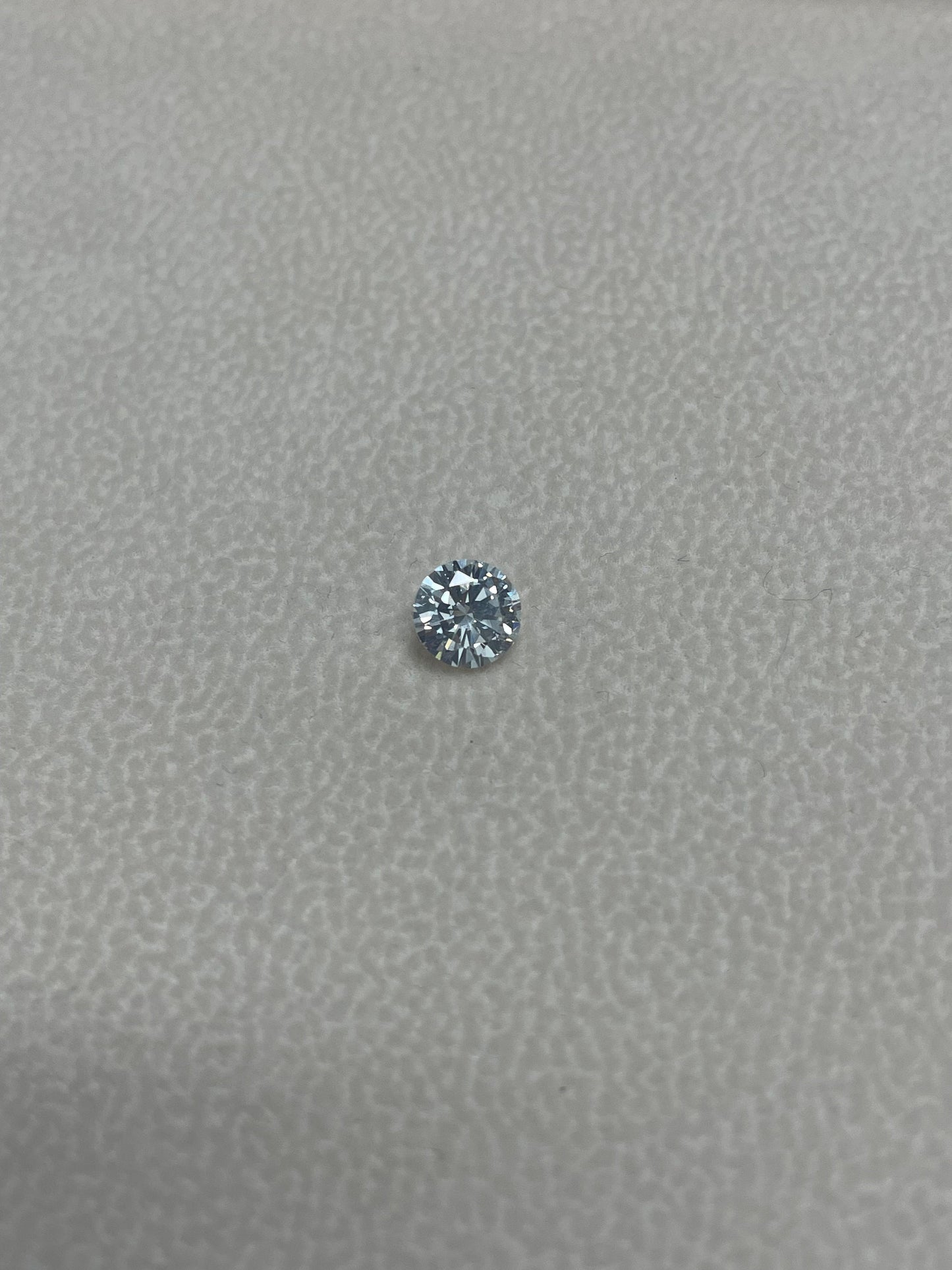 1.01 Ct EGL Certified Natural Diamond Round Cut Stone