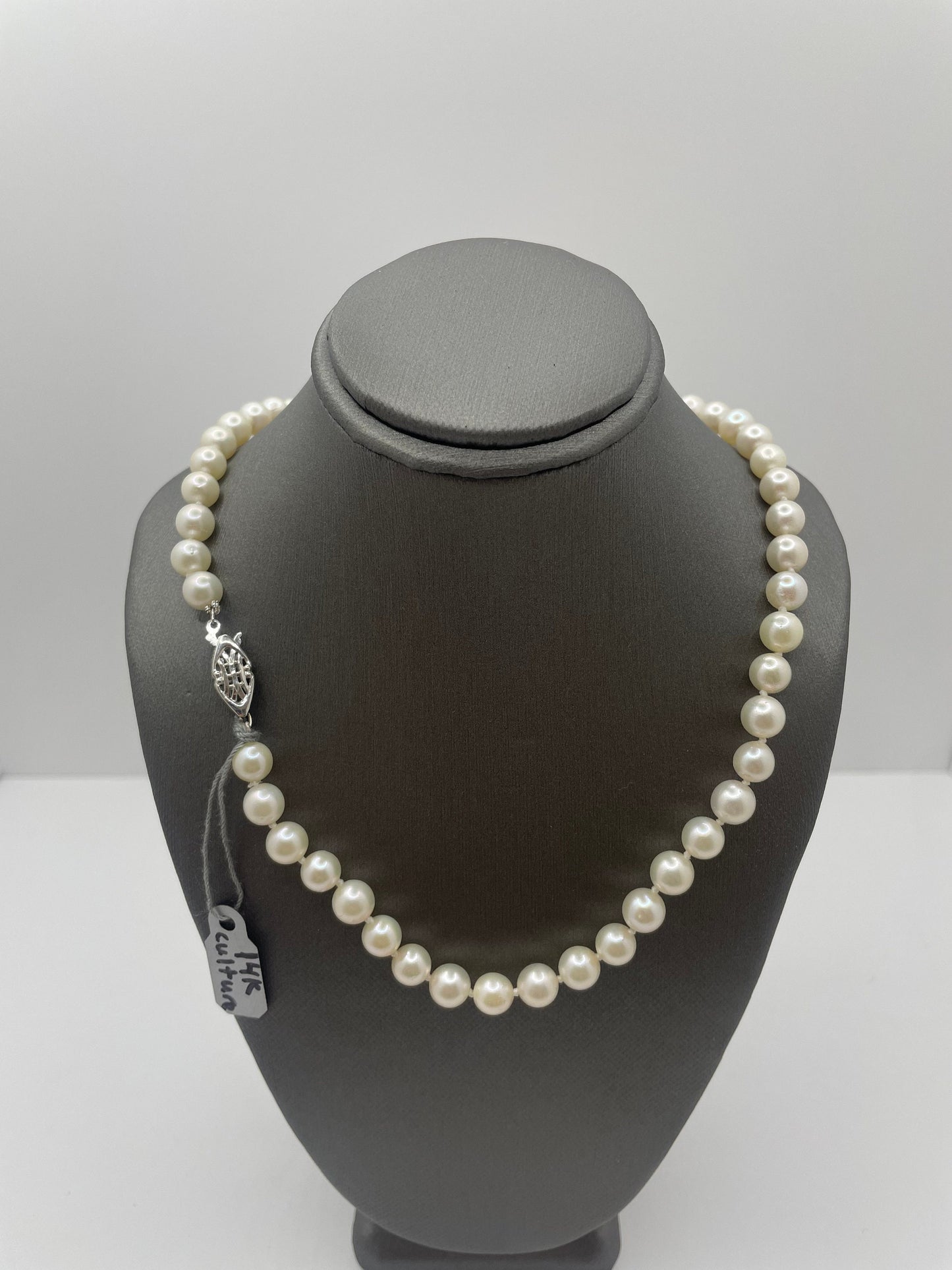 Pearl Necklace with 14k Gold Clasp Lock