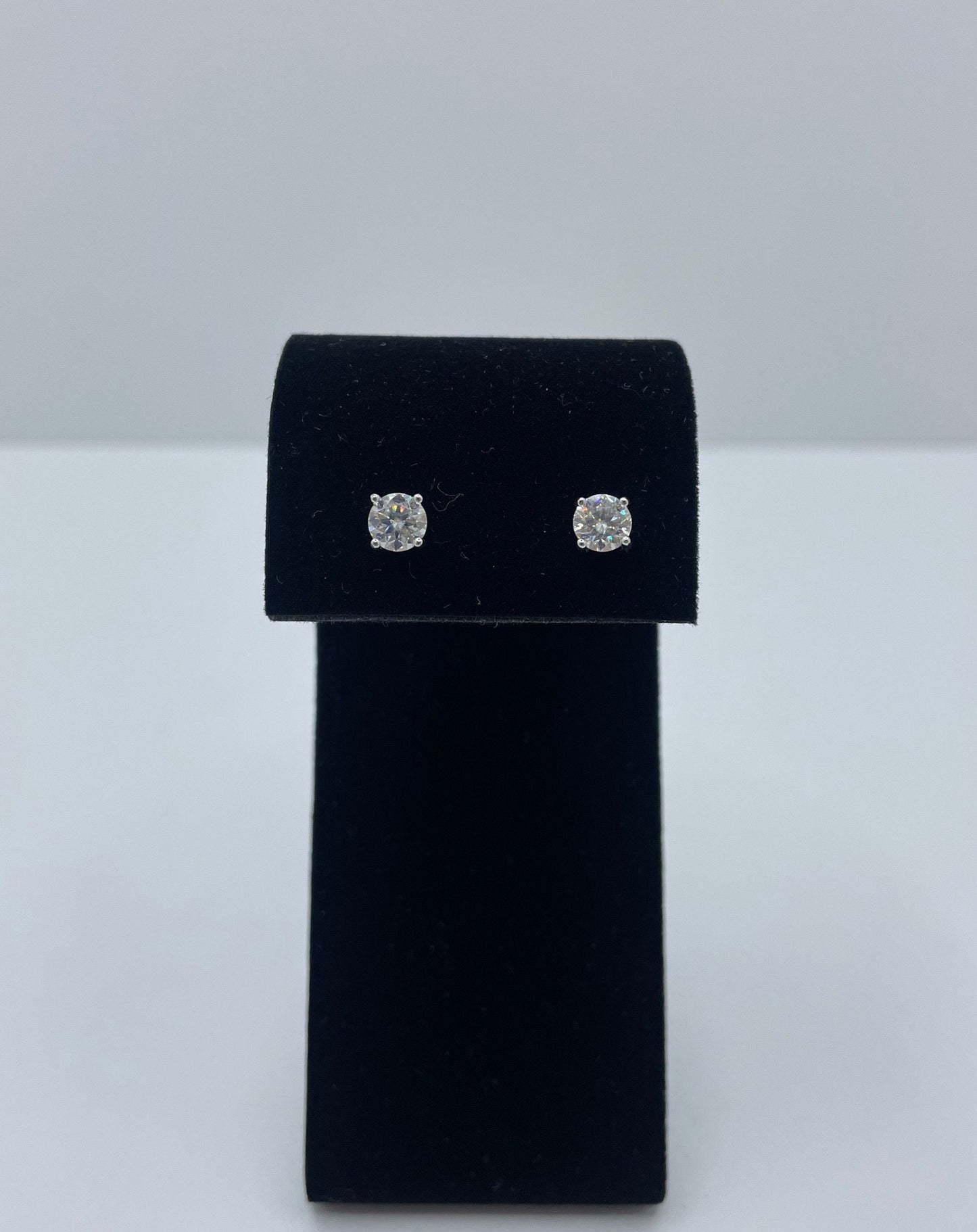 Moissanite Stud Earrings .925 Silver