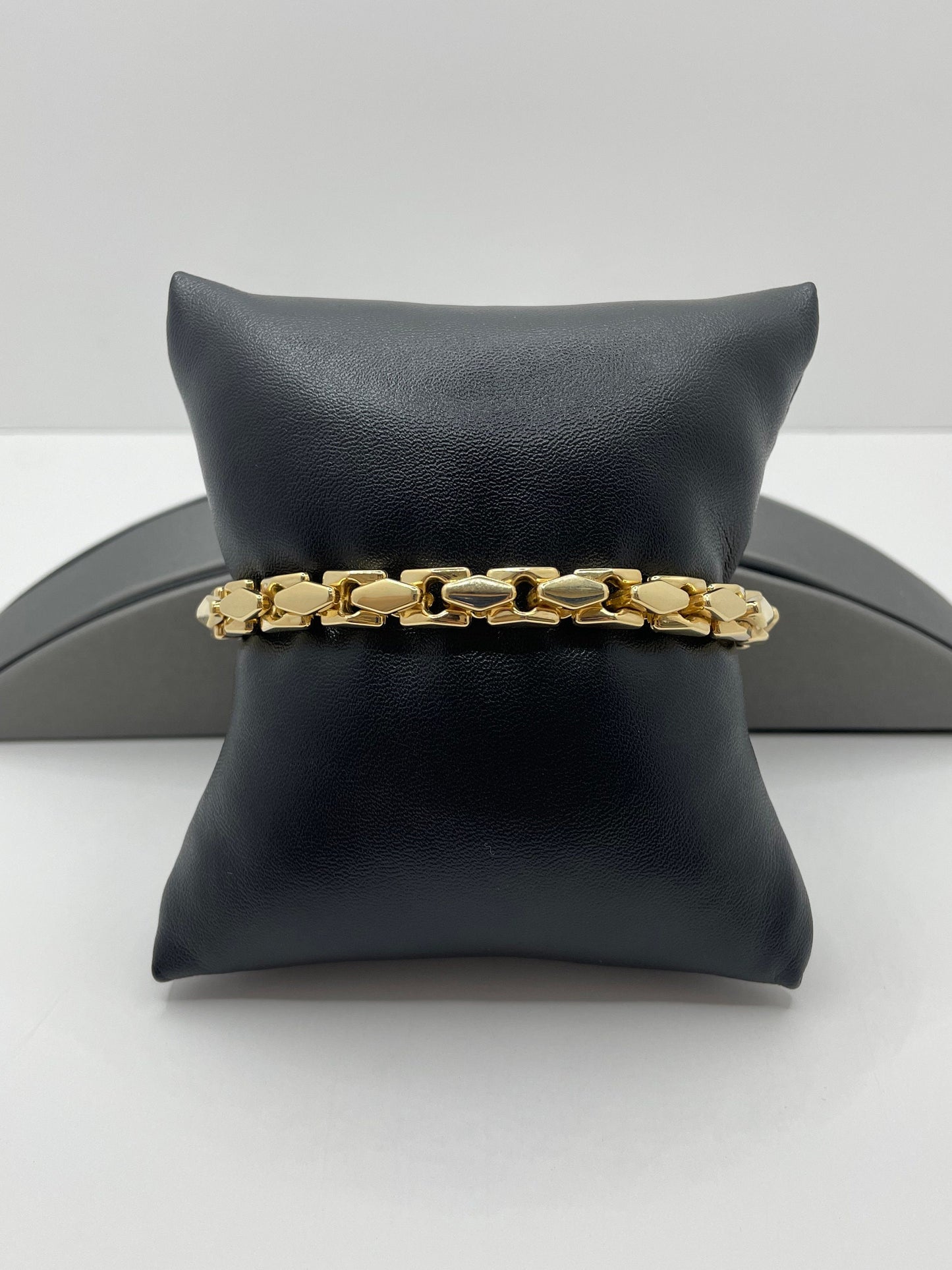 14k Yellow Gold Cable Link Design Bracelet 8.25 inch