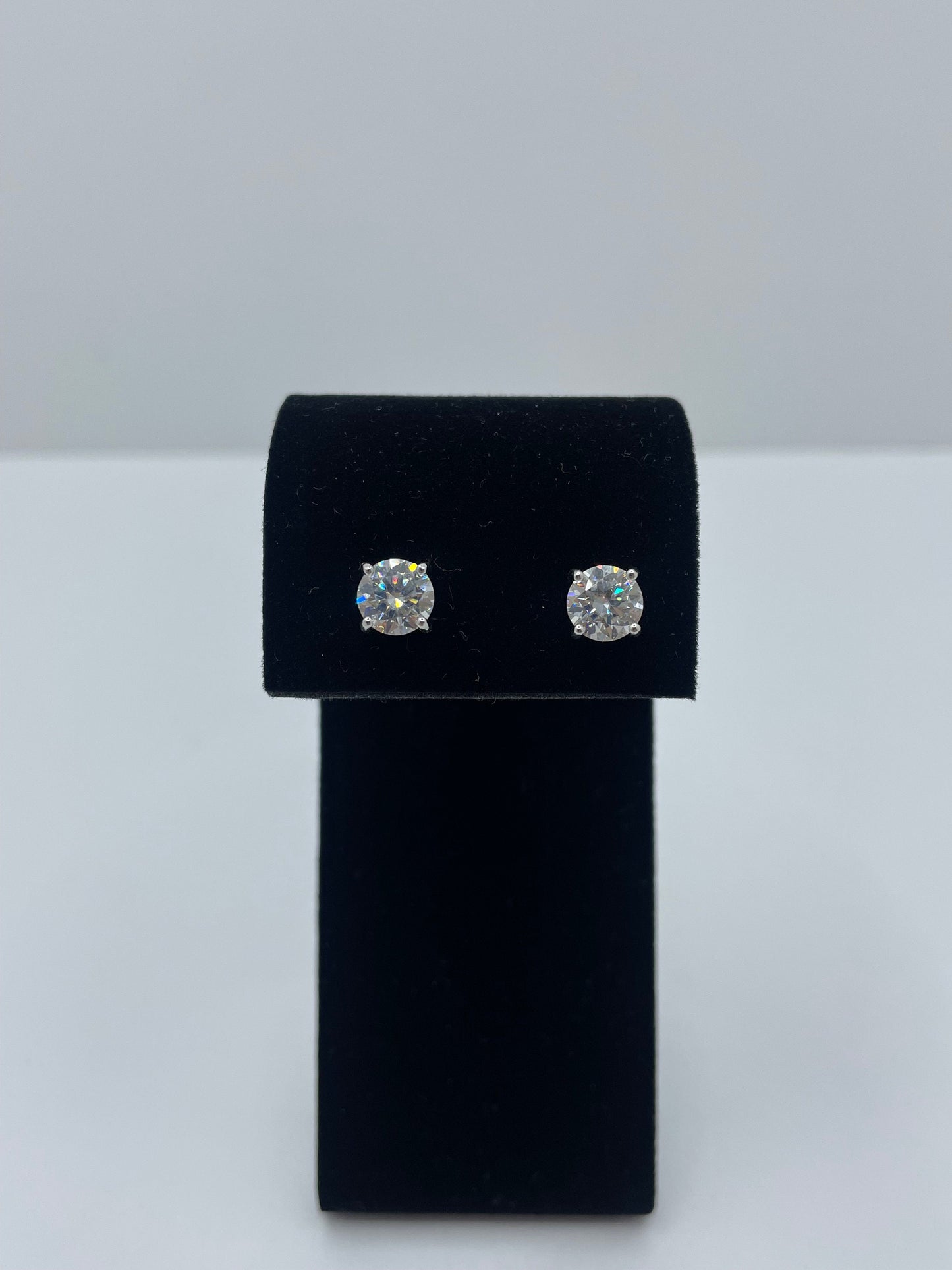 Moissanite Stud Earrings .925 Silver