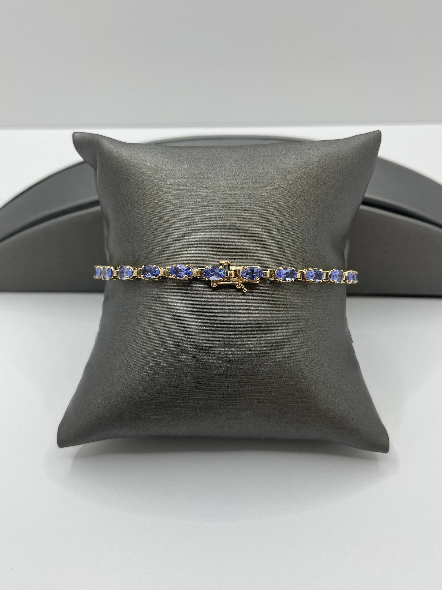 14k Yellow Gold Tanzanite Bracelet 7.25 inch